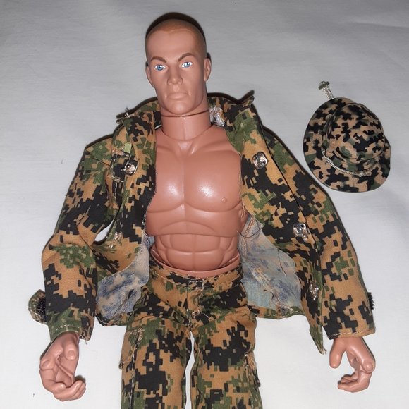 GI Joe Lot of 2 * USMC Basic Training * Action Marine * 2001 & Real Ammo Pouch - Picture 6 of 13